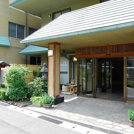 Отель Yamatoya Яманути Экстерьер фото