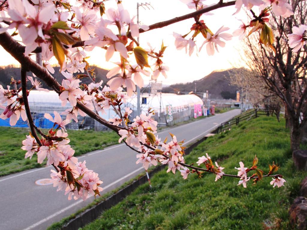 Отель Yamatoya Яманути Экстерьер фото